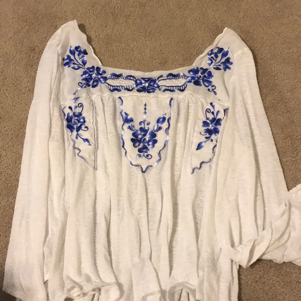 White long sleeve shirt